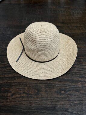Wide Brim Straw Sun Hat